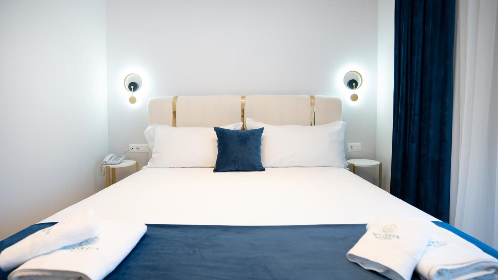 Sea Queen Luxury Hotel Radhimë Buitenkant foto