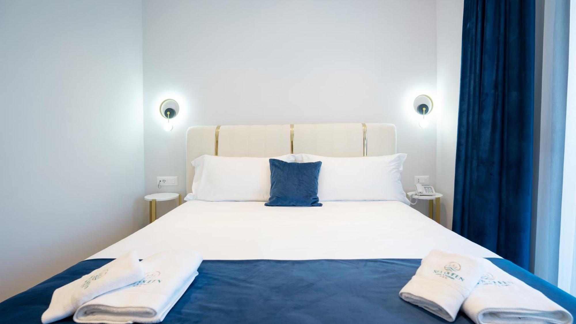 Sea Queen Luxury Hotel Radhimë Buitenkant foto
